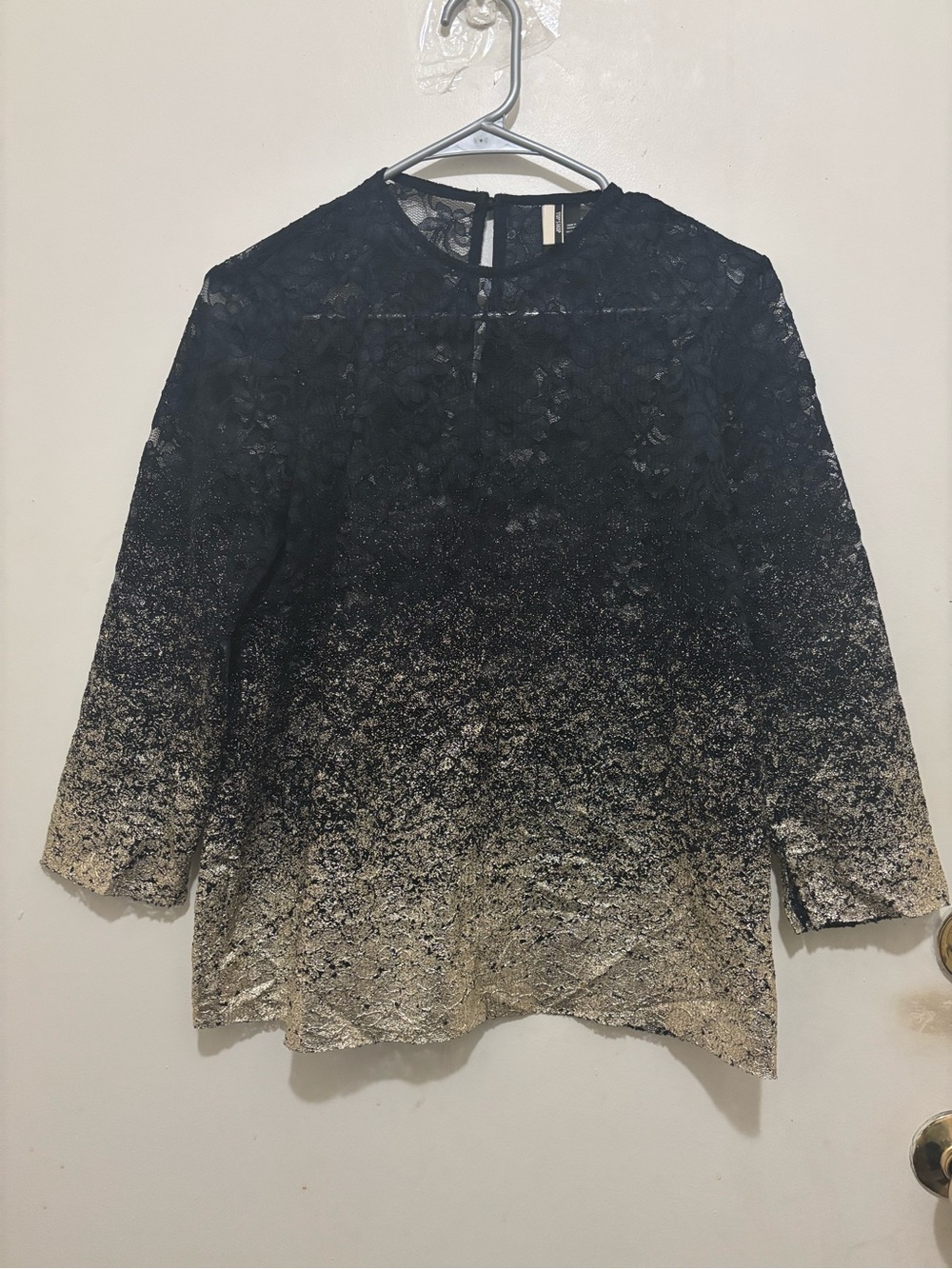 Topshop Black & Gold Metallic Lace Ombre Blouse Size 8